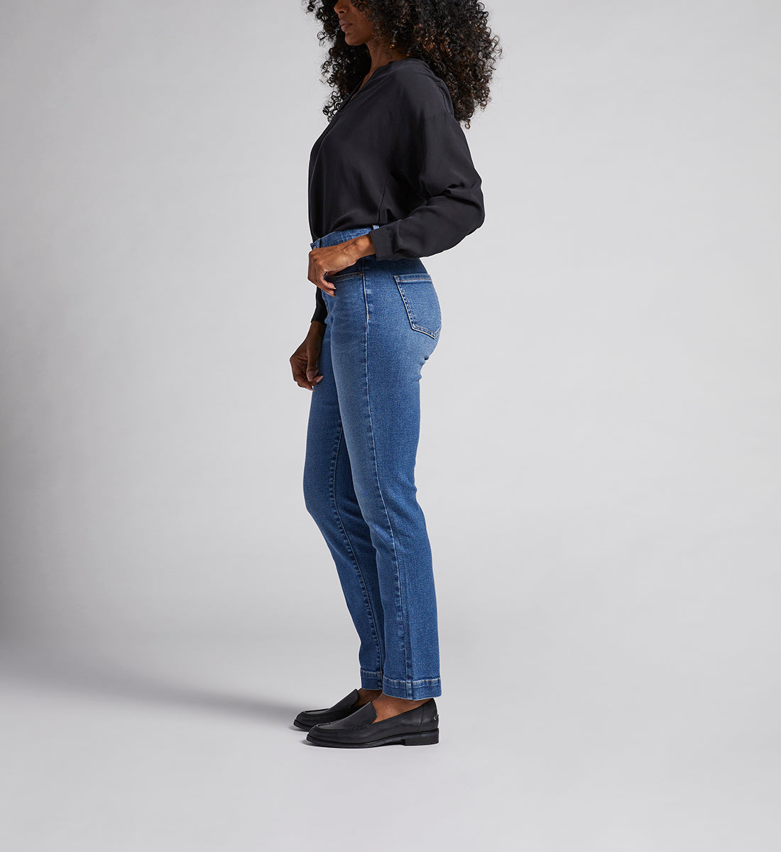 Valentina High Rise Straight Leg Pull-On Jeans