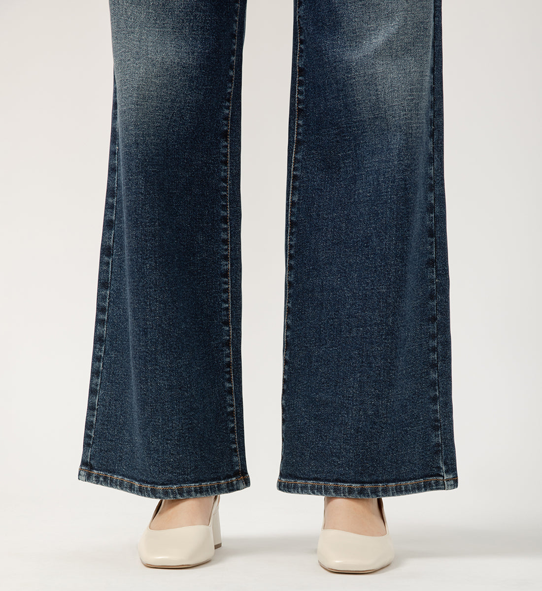 Willow Mid Rise Wide Leg Jeans Victoria Blue