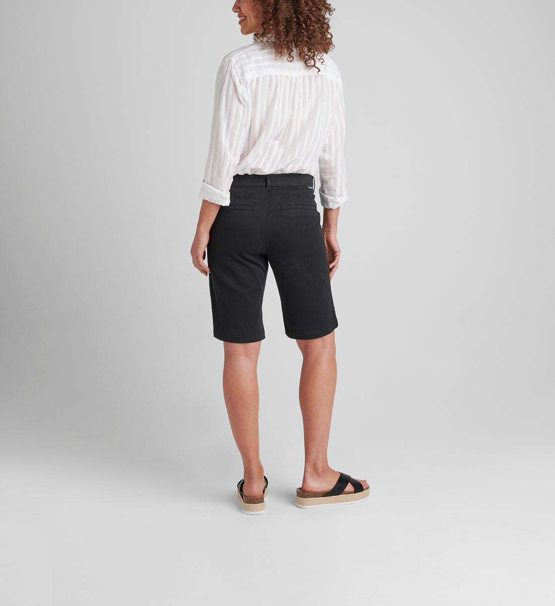 Maddie Mid Rise Bermuda Pull-On Short