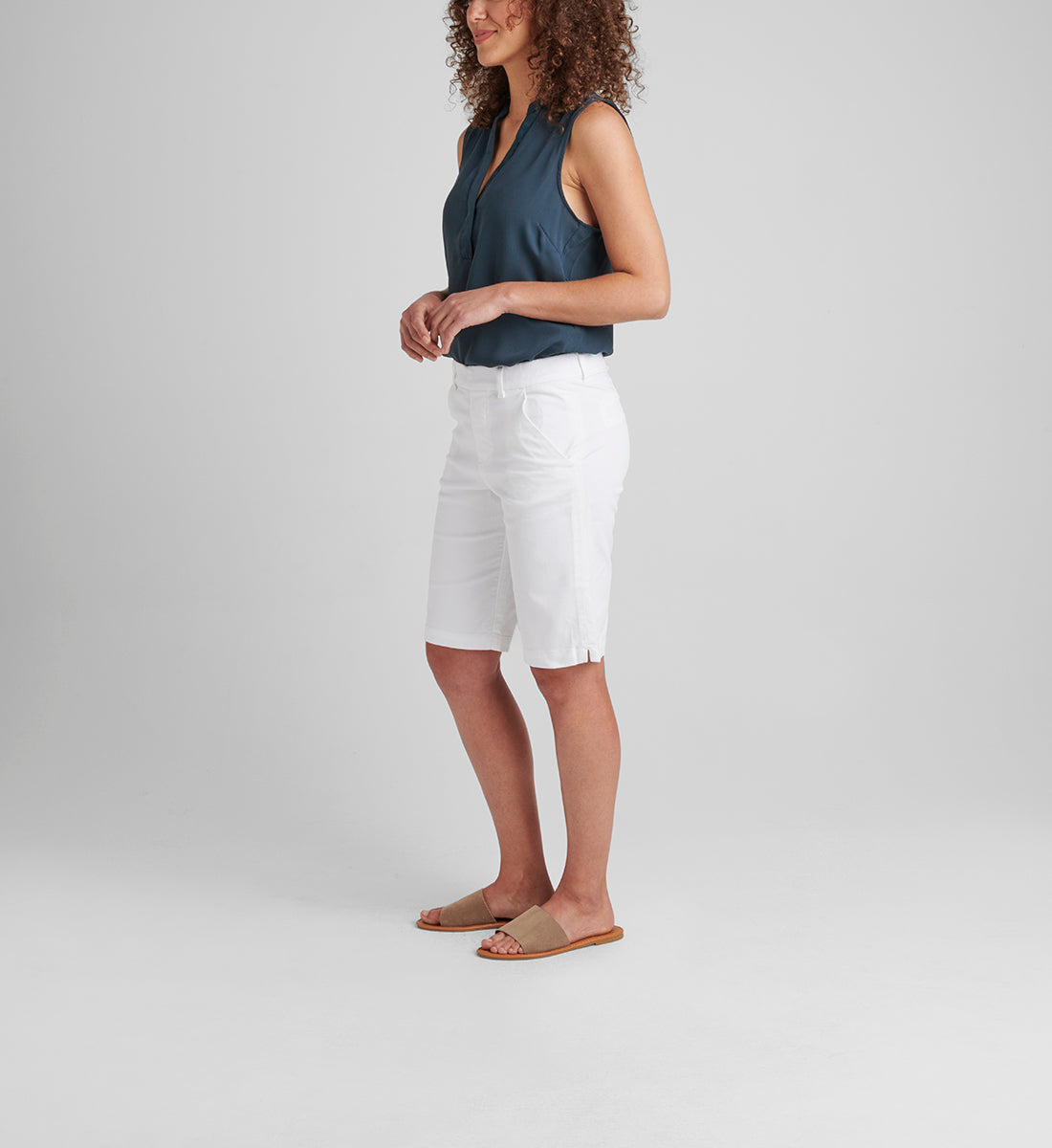 Maddie Mid Rise Bermuda Pull-On Short