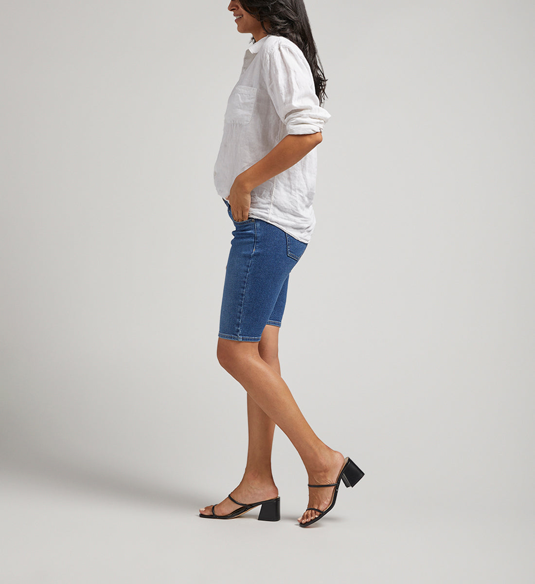 Maya Mid Rise 10-Inch Shorts