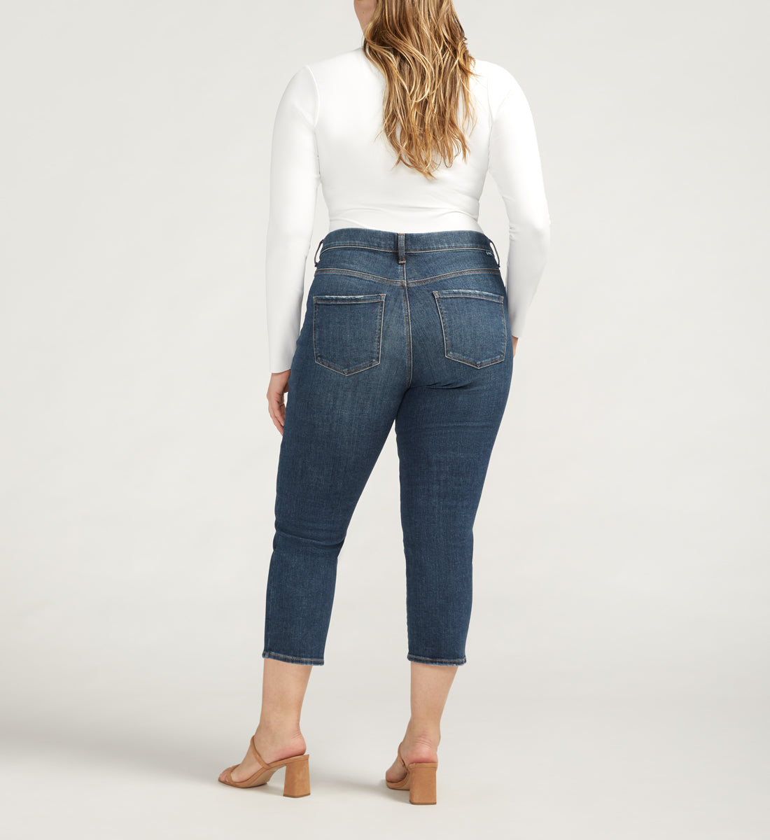 Maya Mid Rise Capris Plus Size
