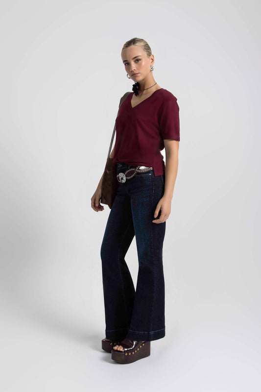 Drapey Luxe V-Neck Tee Windsor Wine