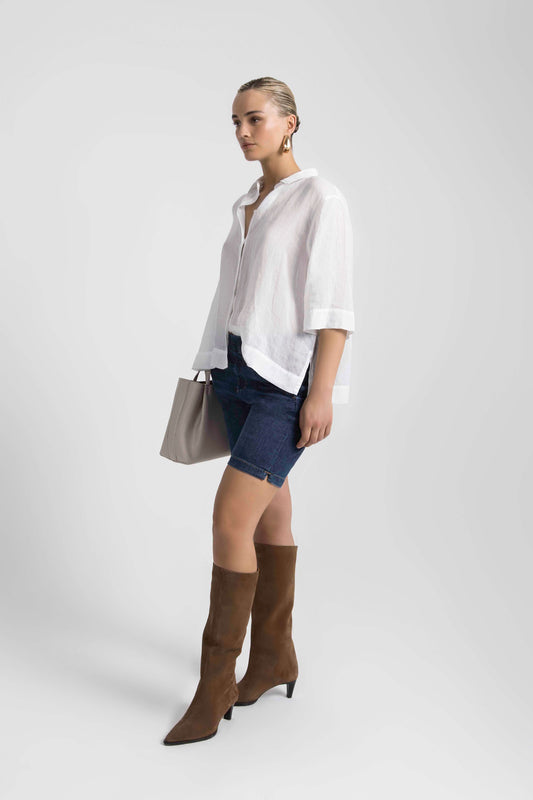 Maddie Mid Rise 8" Pull-On Short Coral Blue