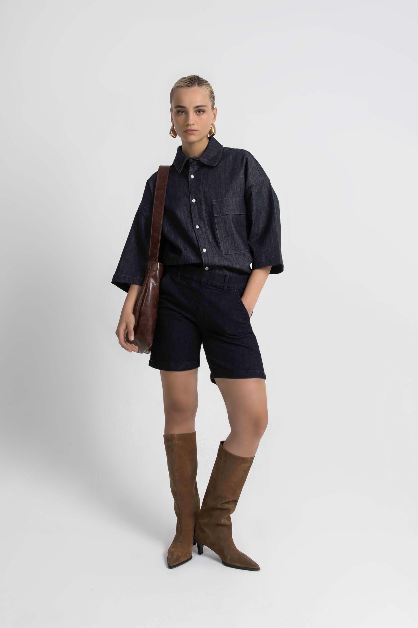 Maddie Mid Rise 8" Pull-On Short Adriatic Blue