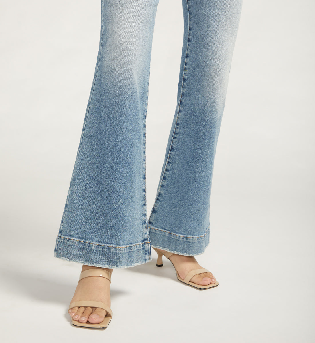 Kait Mid Rise Flare Leg Jeans Garden Blue